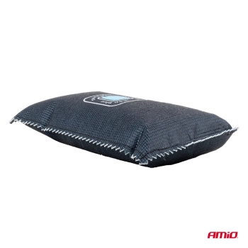 Samochodowy pochłaniacz wilgoci ze wskaźnikiem 3x400g AMIO-04878