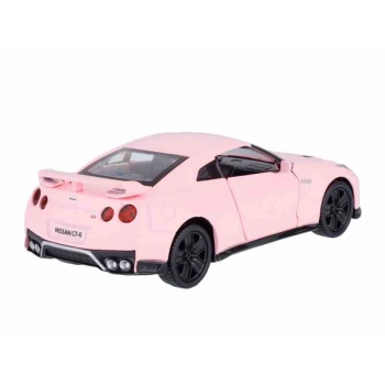 Model 1:32, RMZ Nissan GT-R 2017, różowy