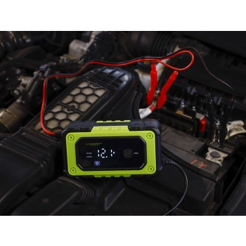 Inteligentny prostownik cyfrowy do akumulatorów 12V 6A, 4-120 Ah