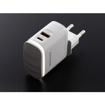 WAYME Ładowarka sieciowa 25W USB-C PD + QC3.0 z dotykową lampką LED + adaptery - wtyczki do gniazd EU, UK i USA